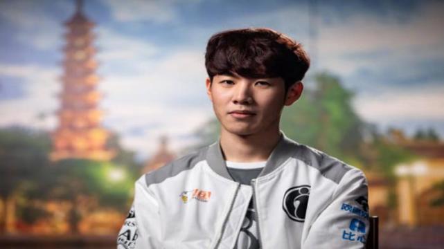 场面被动的 场面被动的